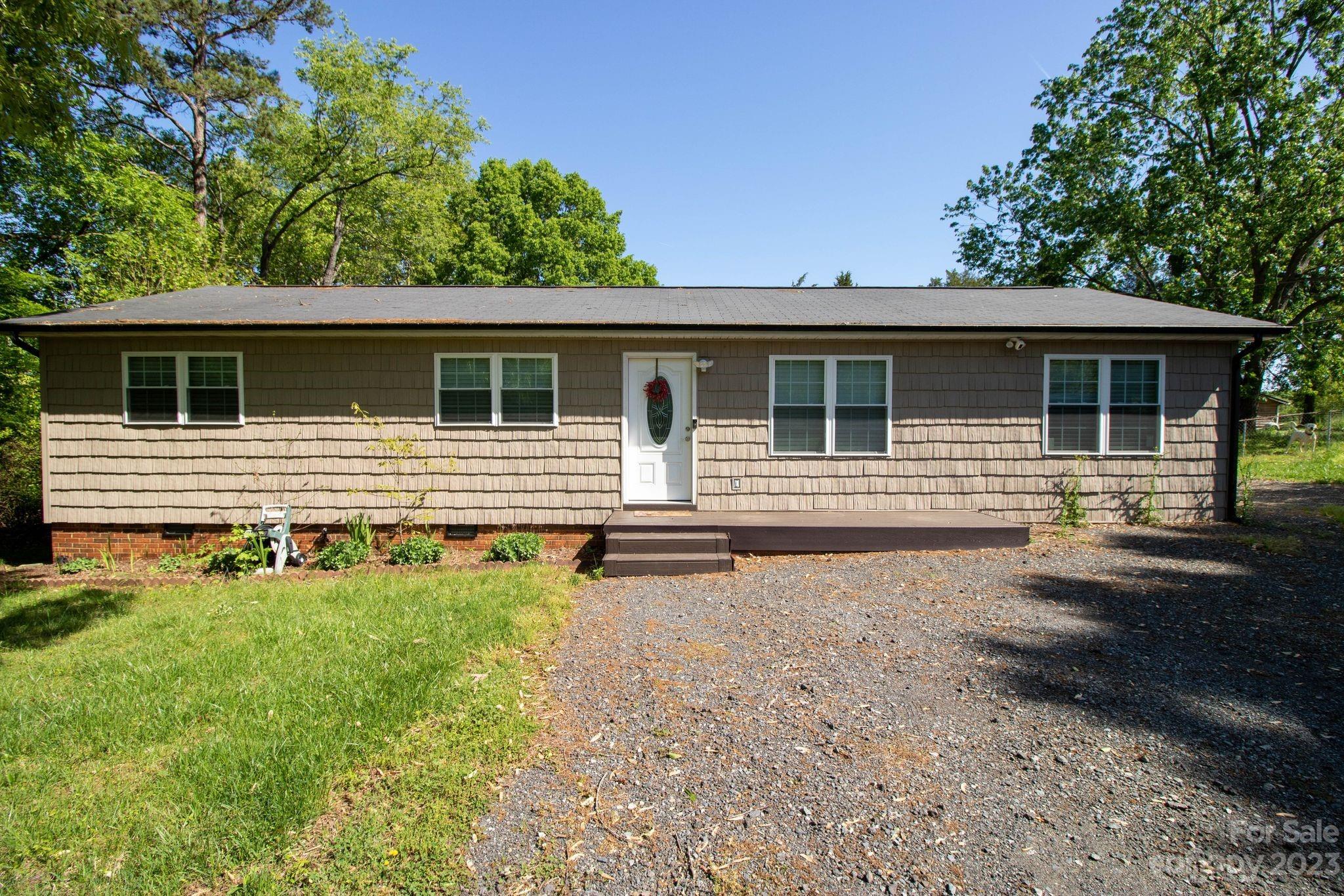951 Mazeppa Road Mooresville NC 28115