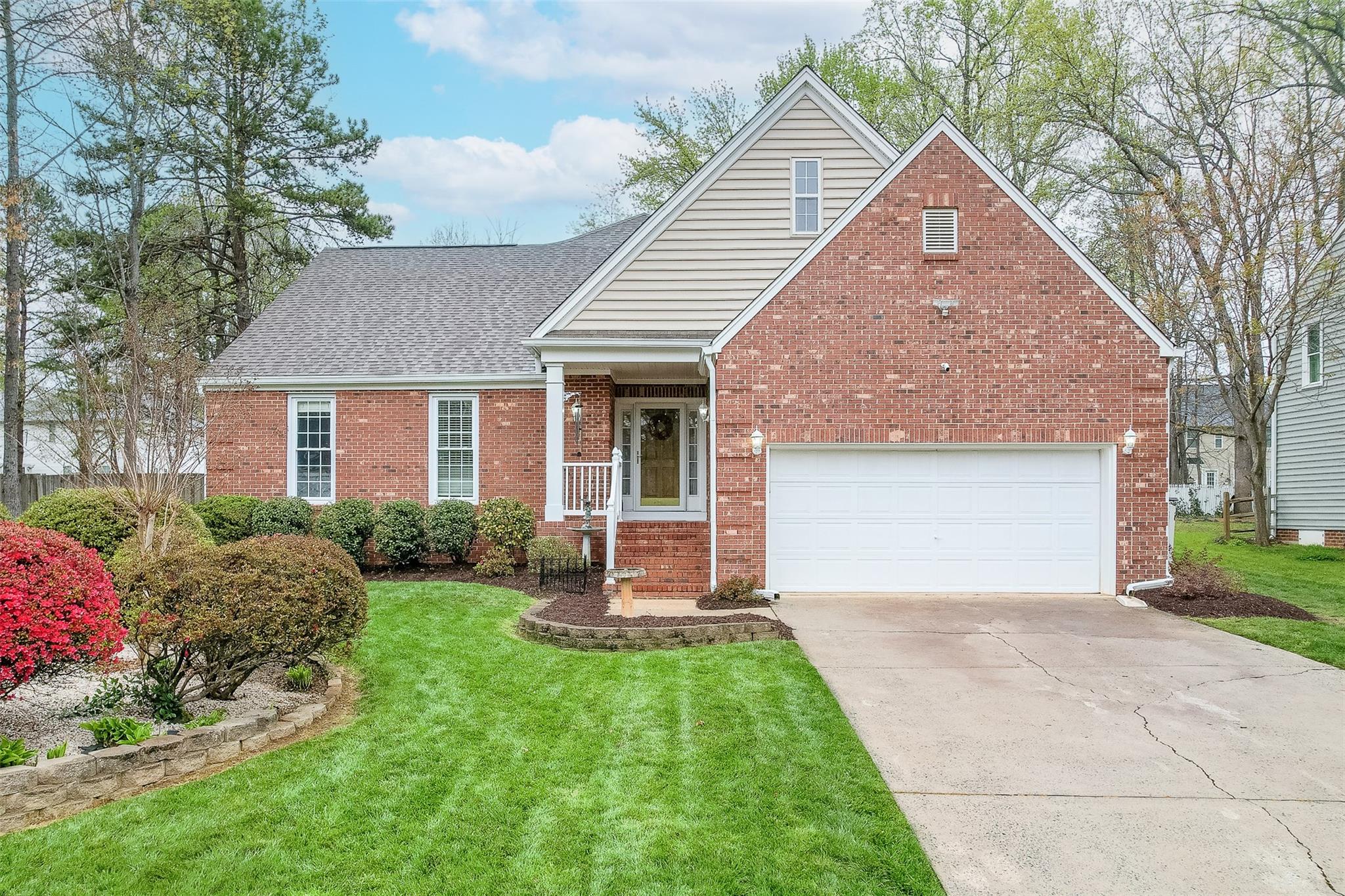 1924 Tanfield Drive Matthews NC 28105