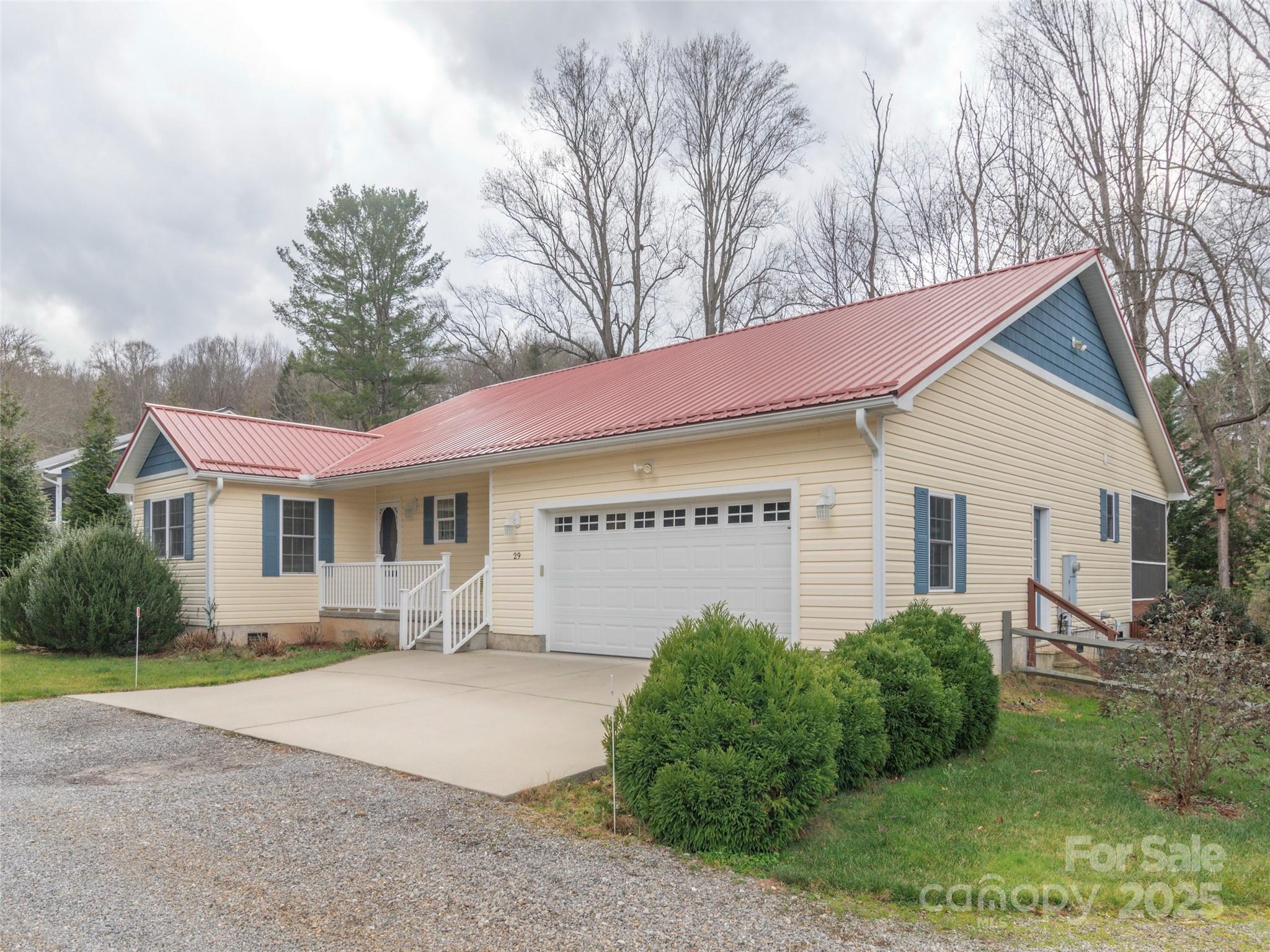 29 Deborah Lane Waynesville NC 28786