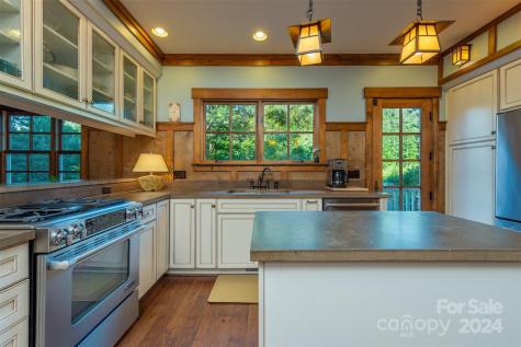 37 Cottage Settings Lane Black Mountain NC 28711