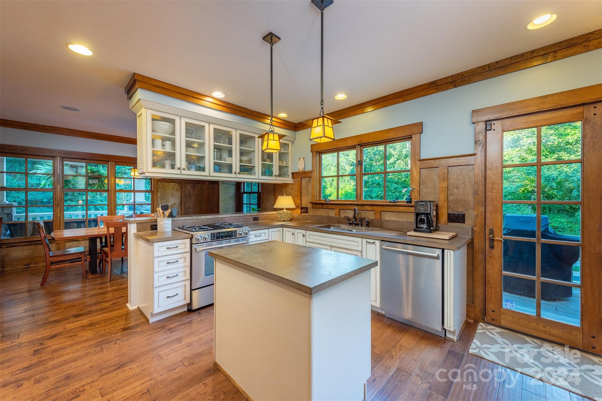 37 Cottage Settings Lane Black Mountain NC 28711