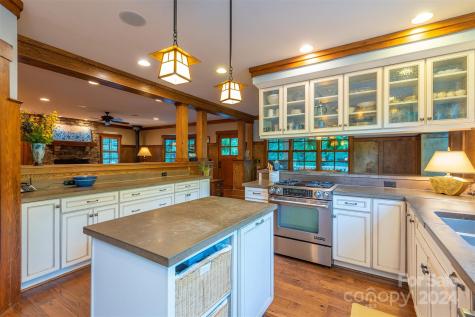 37 Cottage Settings Lane Black Mountain NC 28711