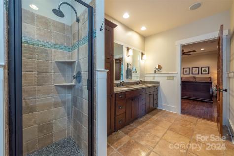 37 Cottage Settings Lane Black Mountain NC 28711