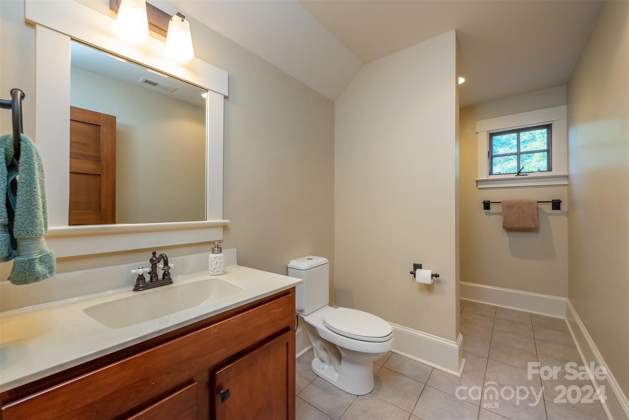 37 Cottage Settings Lane Black Mountain NC 28711