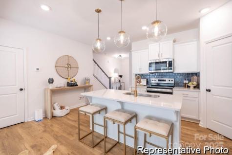 11619 Sapsucker Lane Charlotte NC 28215