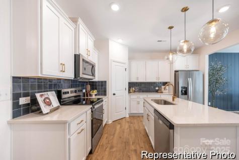 11619 Sapsucker Lane Charlotte NC 28215