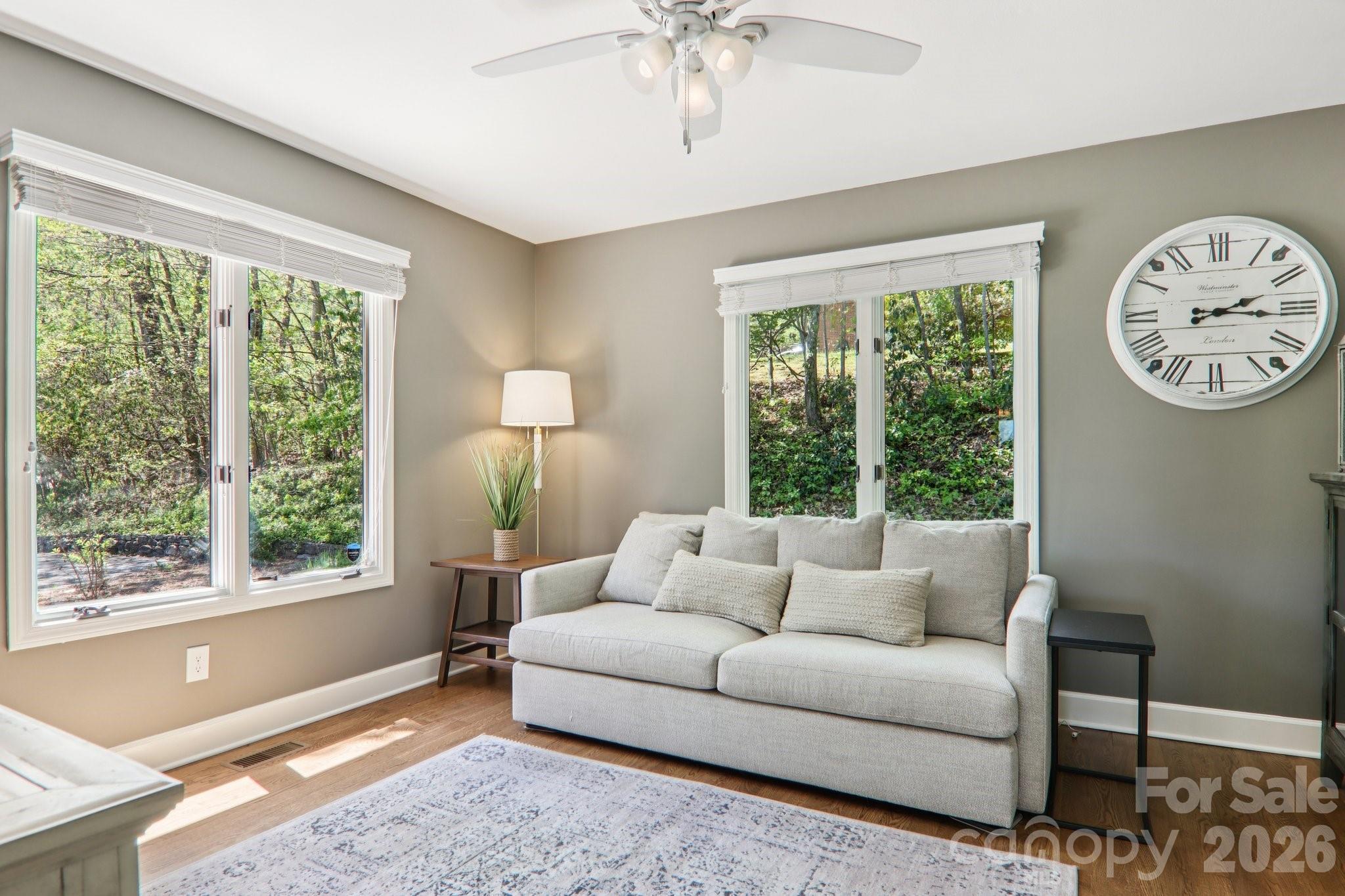 817 Greenwood Drive Hendersonville NC 28791