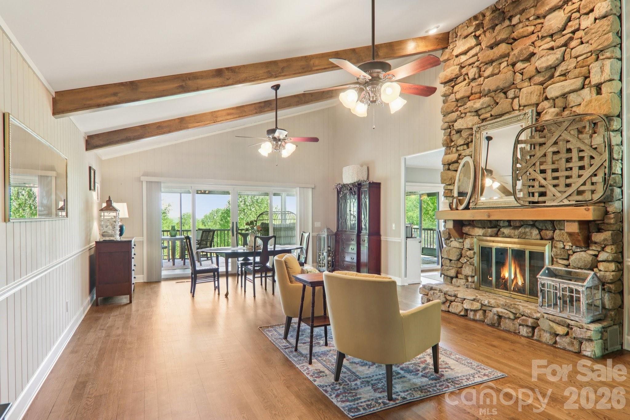 817 Greenwood Drive Hendersonville NC 28791