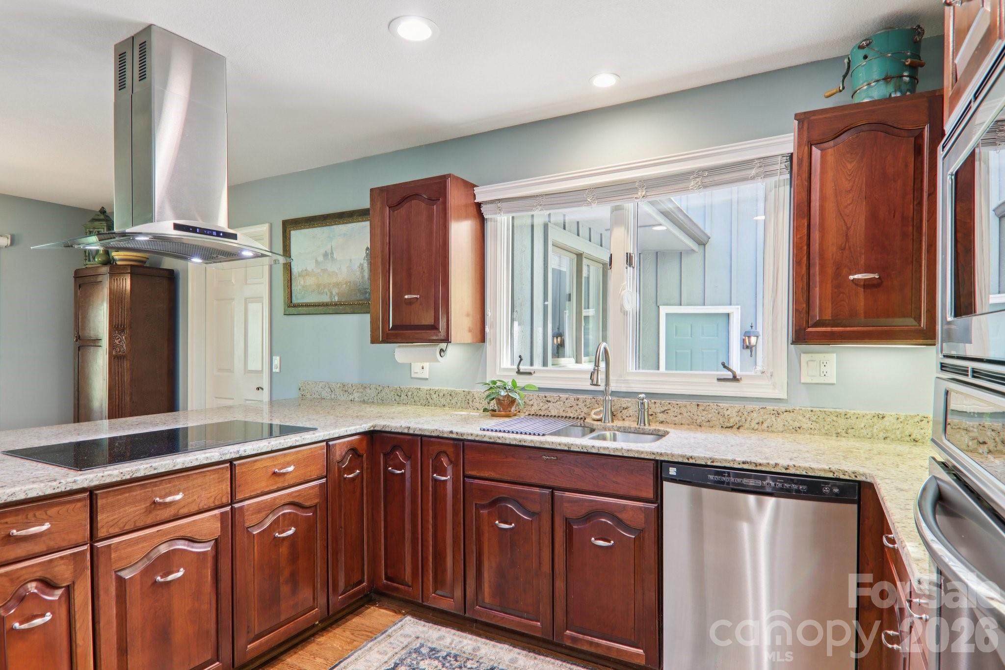 817 Greenwood Drive Hendersonville NC 28791