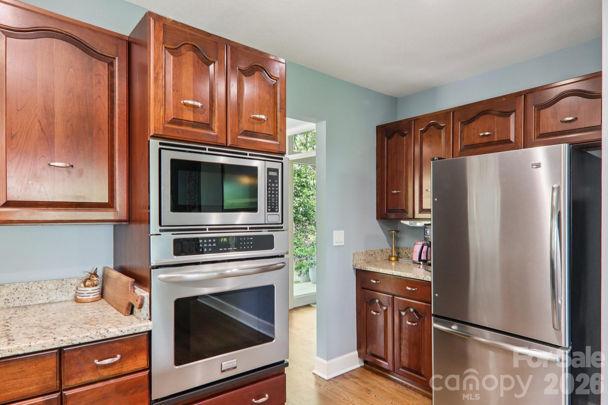 817 Greenwood Drive Hendersonville NC 28791