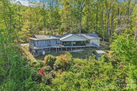 817 Greenwood Drive Hendersonville NC 28791