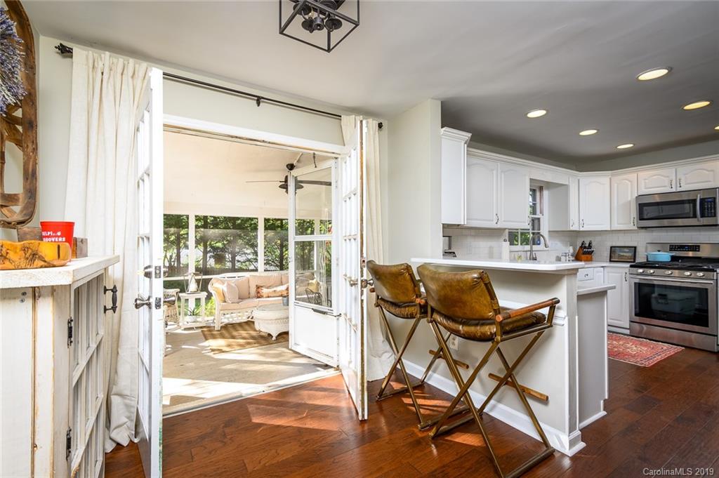 2751 Creekbed Lane Charlotte NC 28210