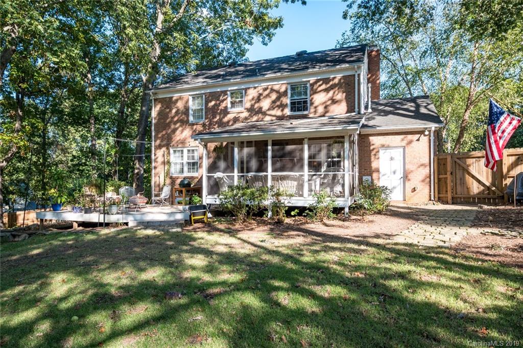 2751 Creekbed Lane Charlotte NC 28210