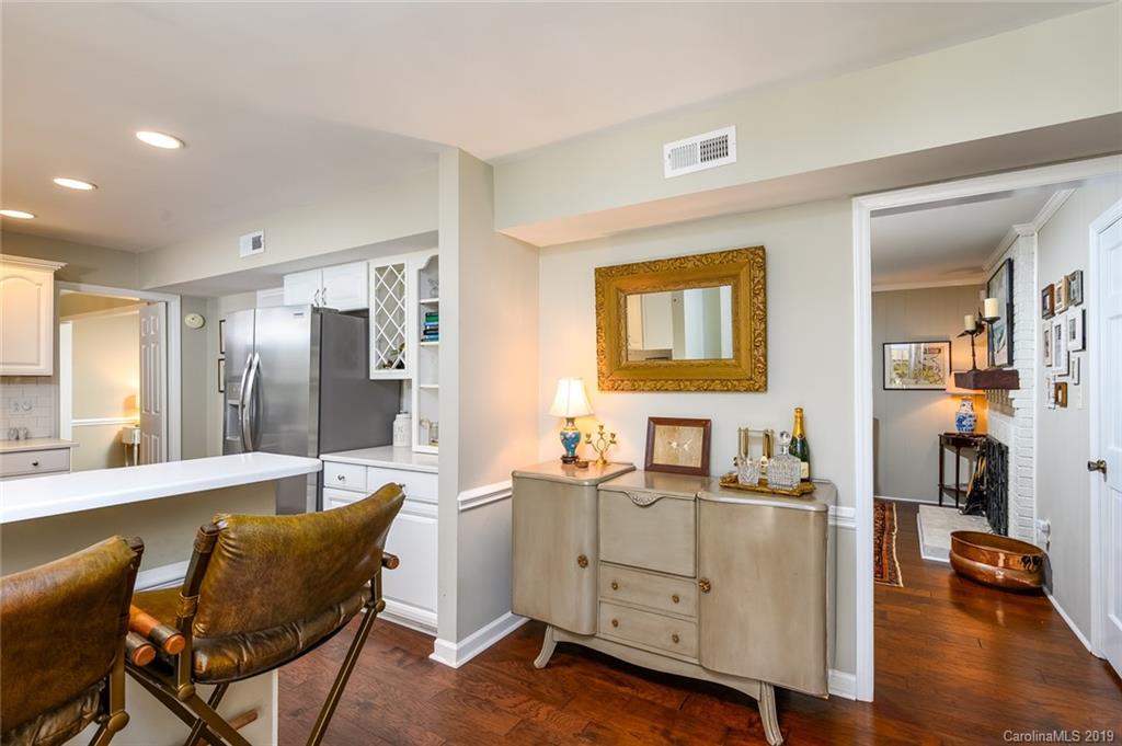2751 Creekbed Lane Charlotte NC 28210