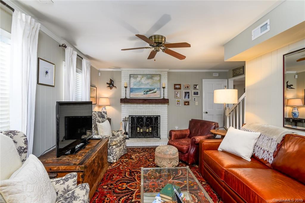 2751 Creekbed Lane Charlotte NC 28210