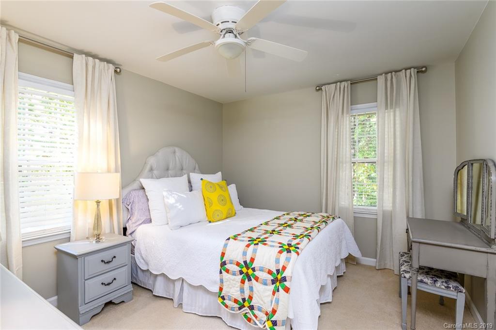 2751 Creekbed Lane Charlotte NC 28210