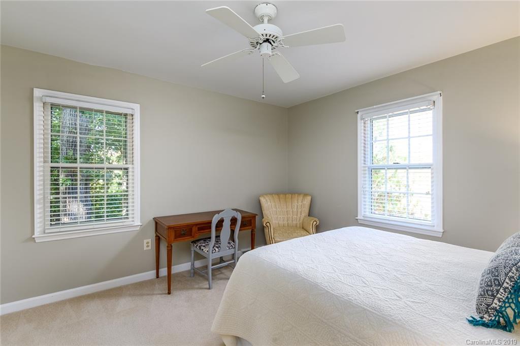 2751 Creekbed Lane Charlotte NC 28210
