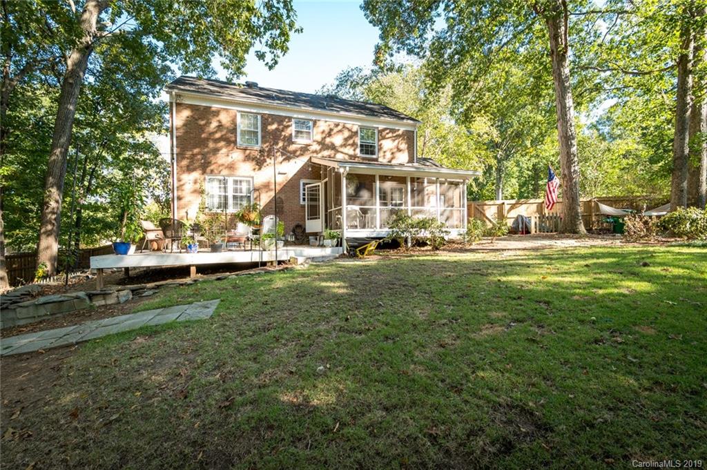 2751 Creekbed Lane Charlotte NC 28210