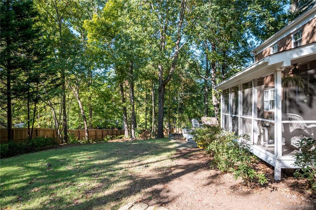 2751 Creekbed Lane Charlotte NC 28210