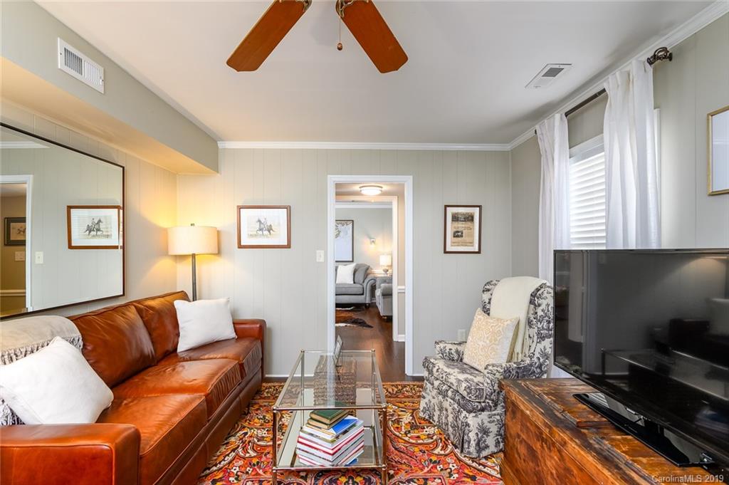 2751 Creekbed Lane Charlotte NC 28210