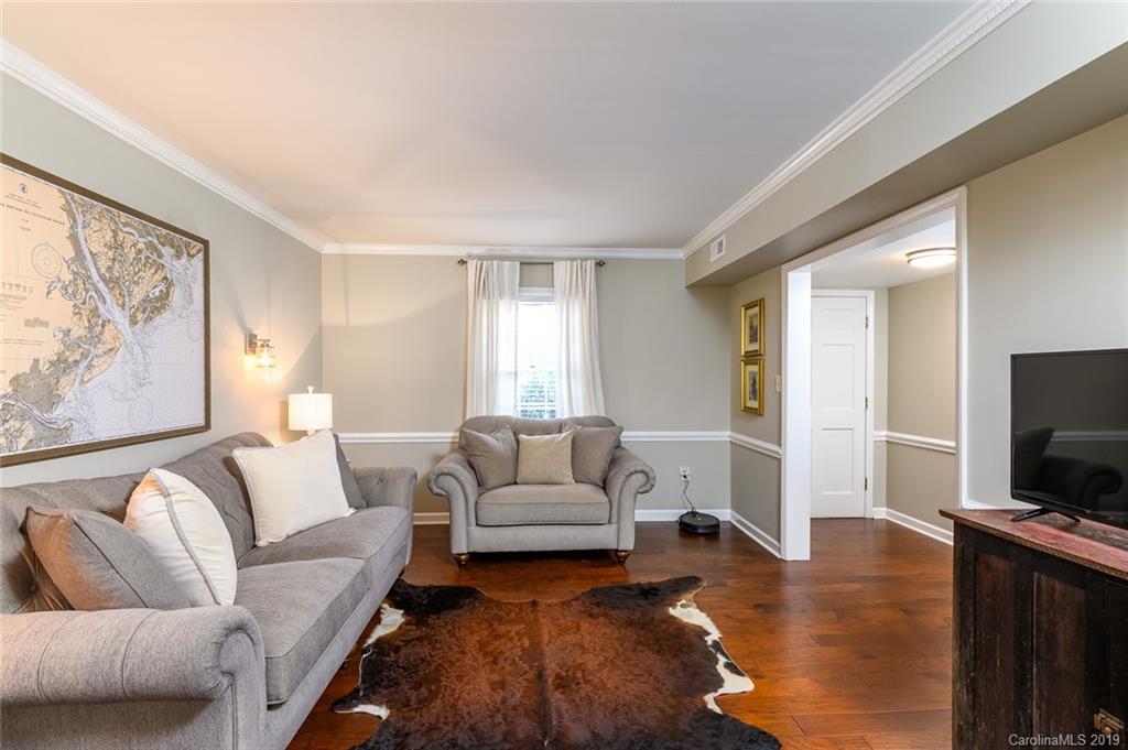 2751 Creekbed Lane Charlotte NC 28210
