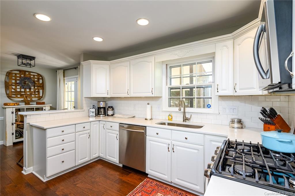 2751 Creekbed Lane Charlotte NC 28210