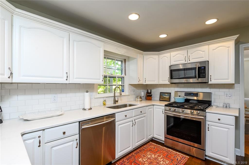 2751 Creekbed Lane Charlotte NC 28210