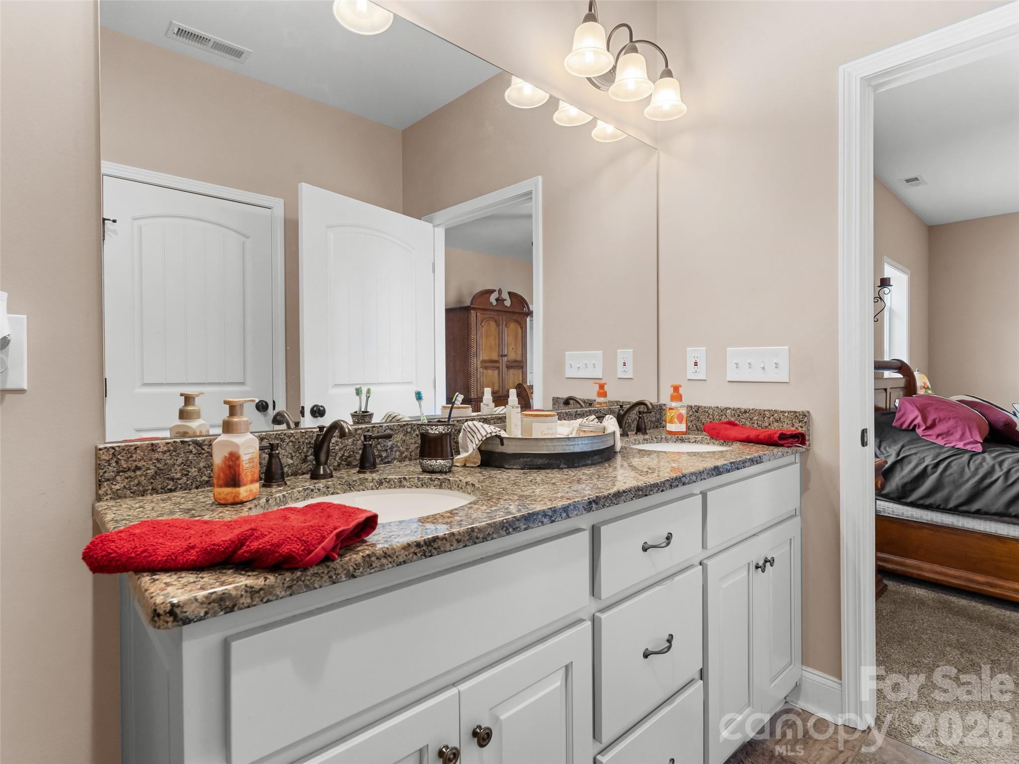 72 Summer Shade Court Hendersonville NC 28792