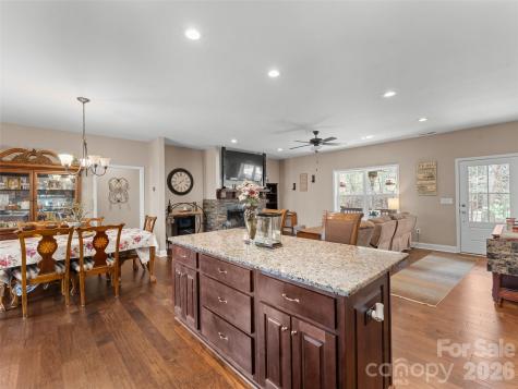 72 Summer Shade Court Hendersonville NC 28792