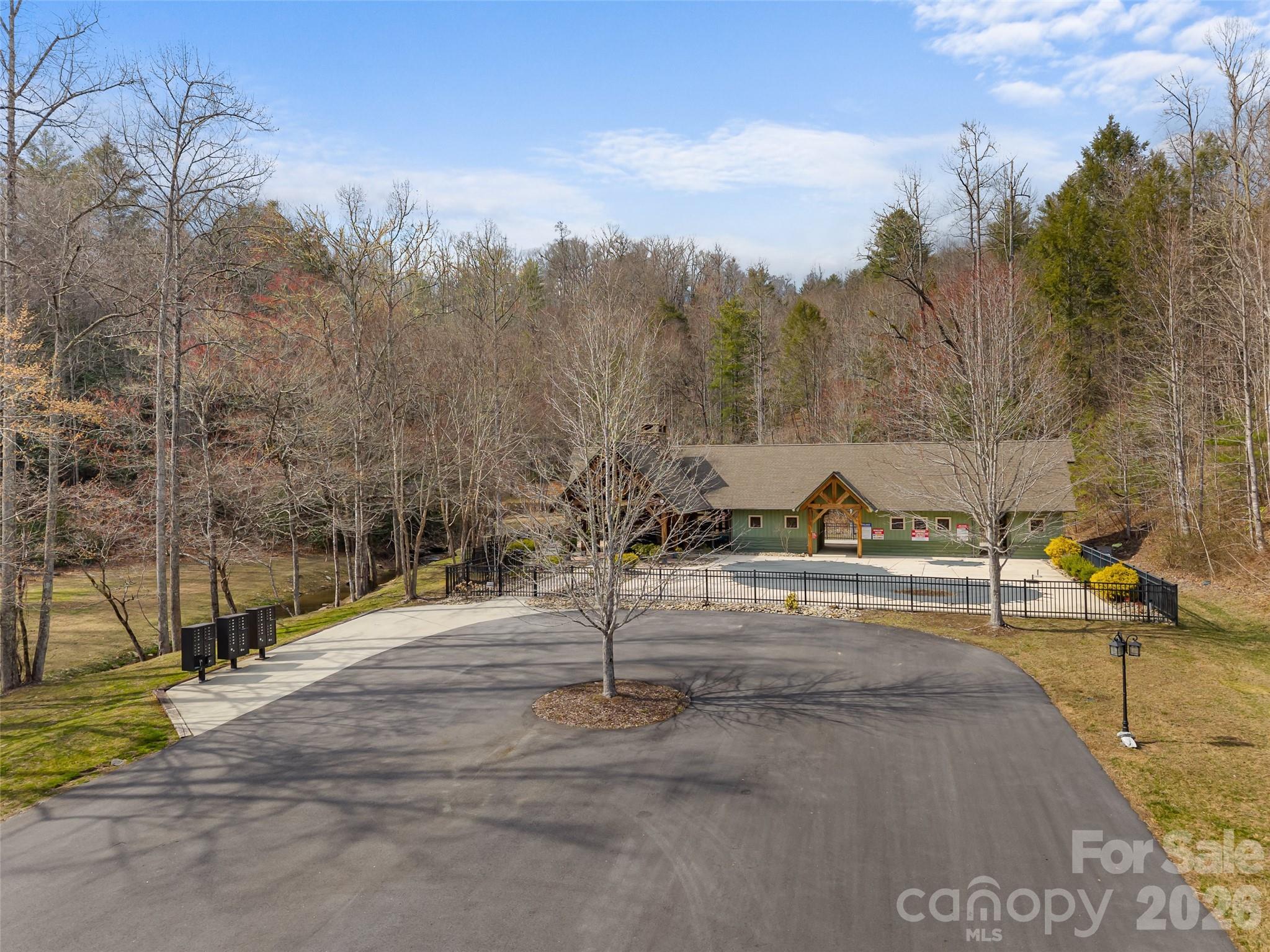 72 Summer Shade Court Hendersonville NC 28792
