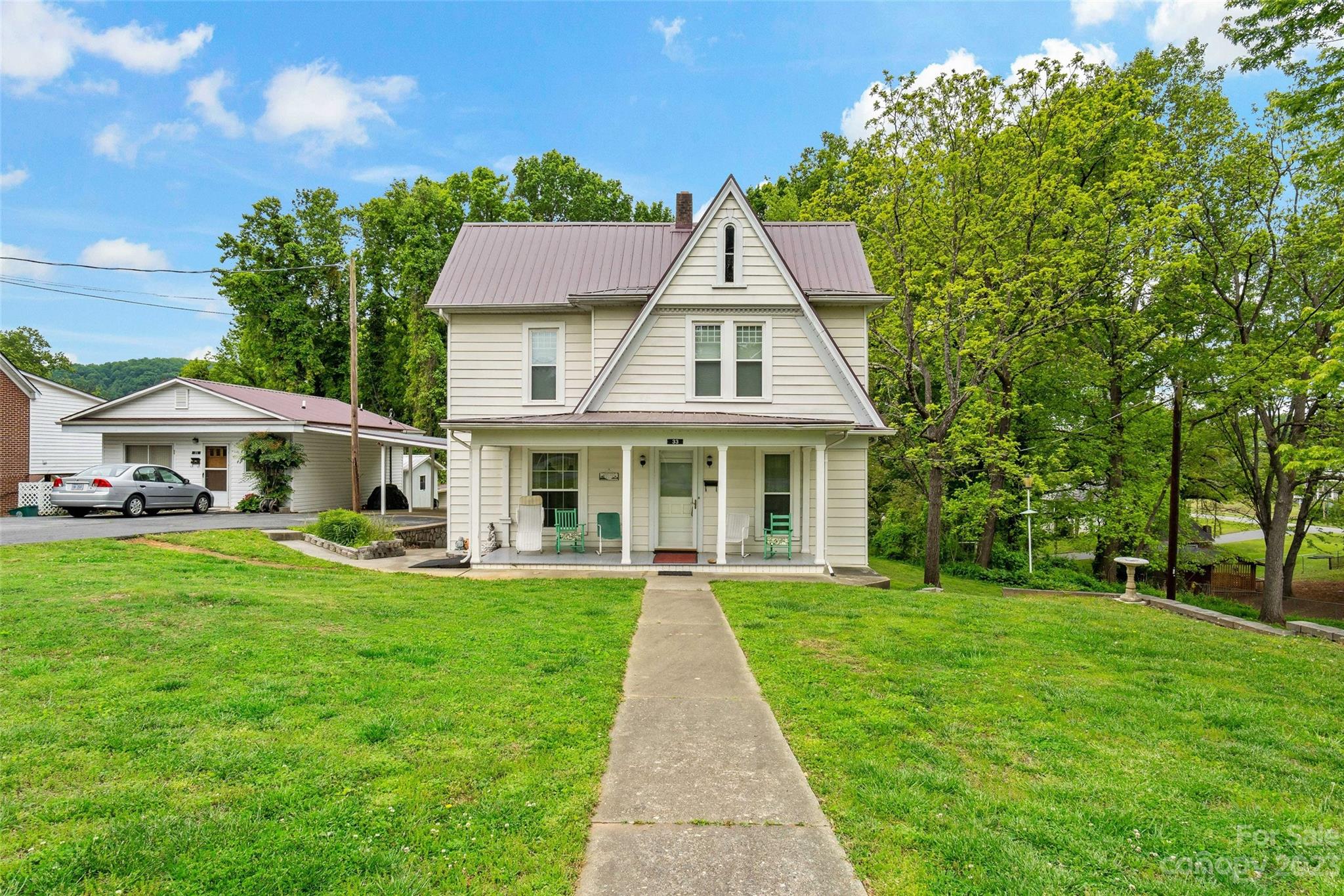 33 Clay Street Marion NC 28752
