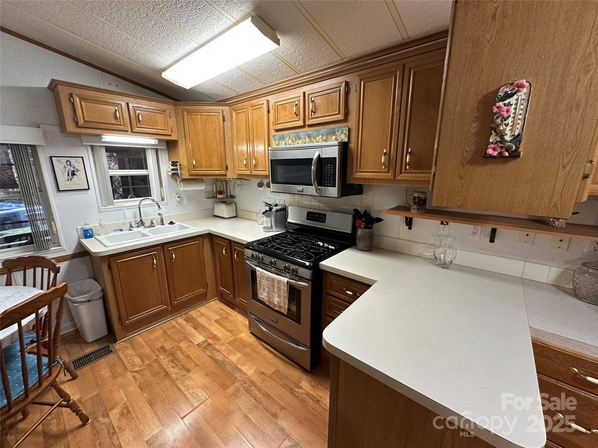 121 S Cardinal Drive New London NC 28127