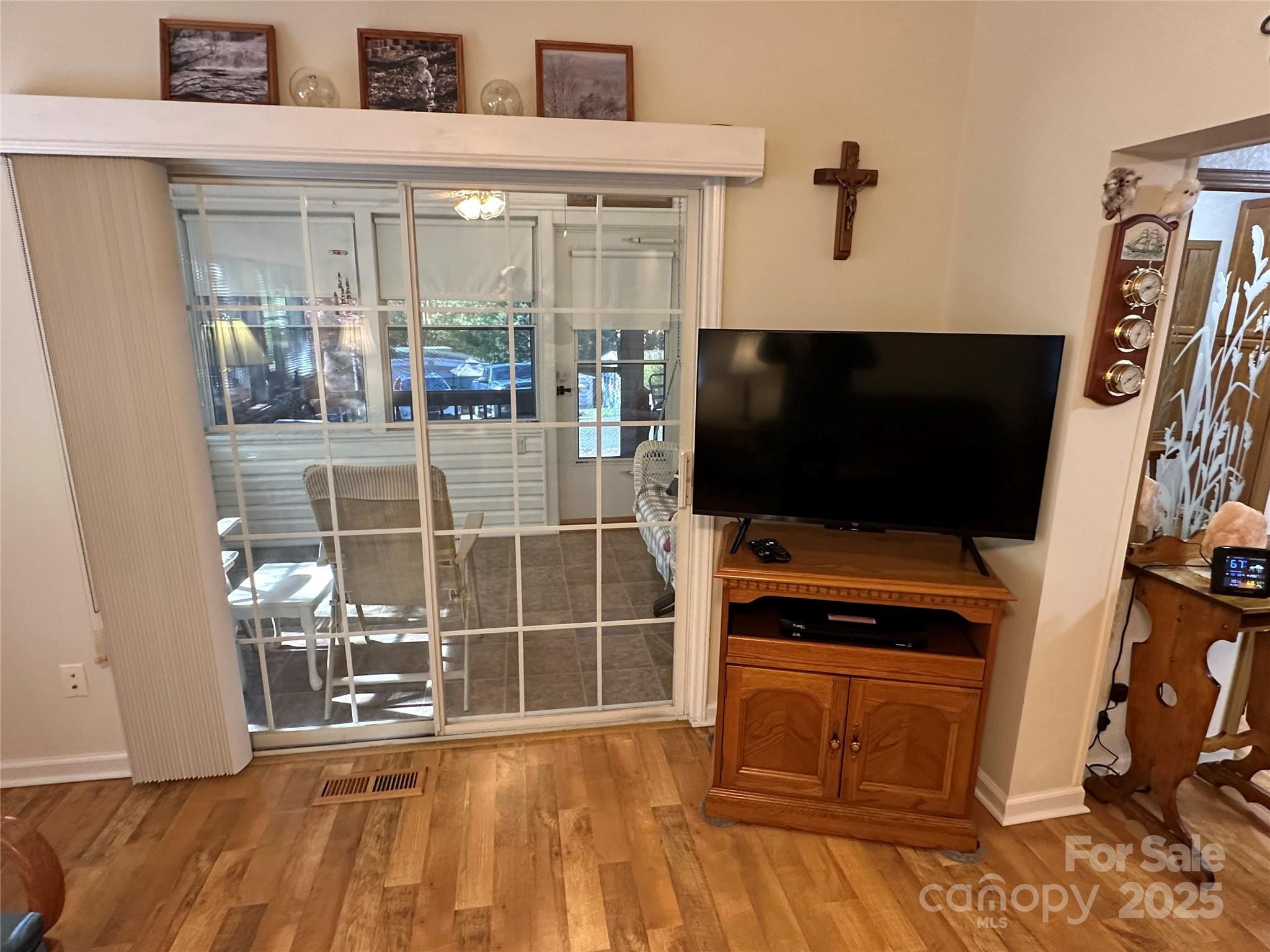 121 S Cardinal Drive New London NC 28127