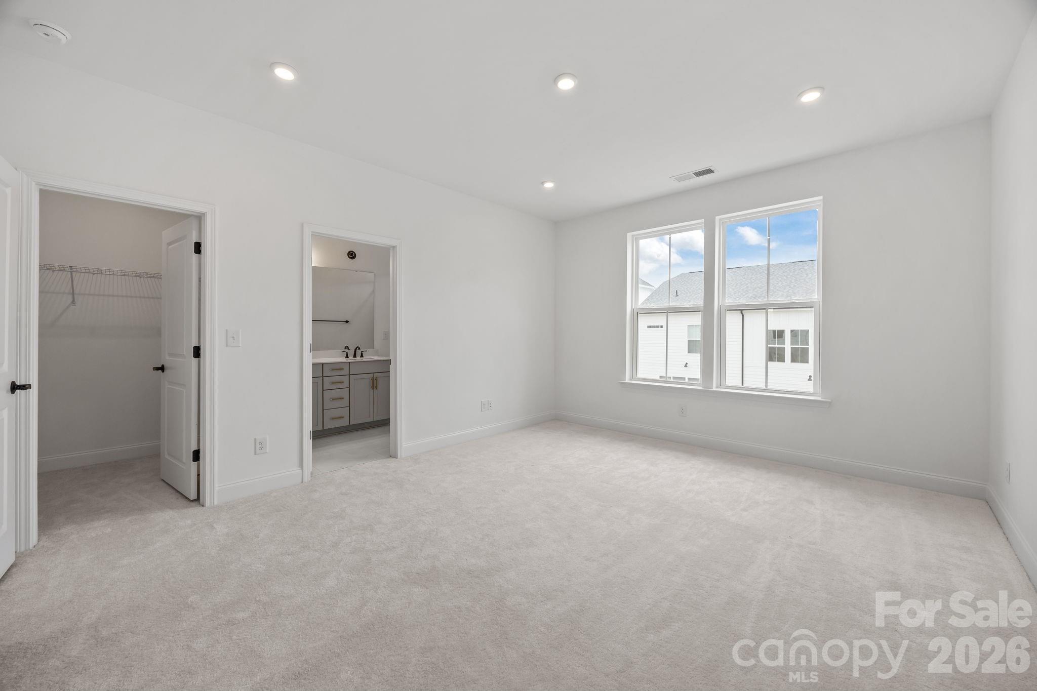7028 Westrow Avenue Charlotte NC 28278