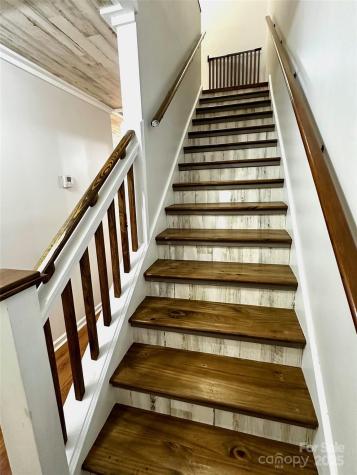 3 Rocking Porch Road Asheville NC 28805