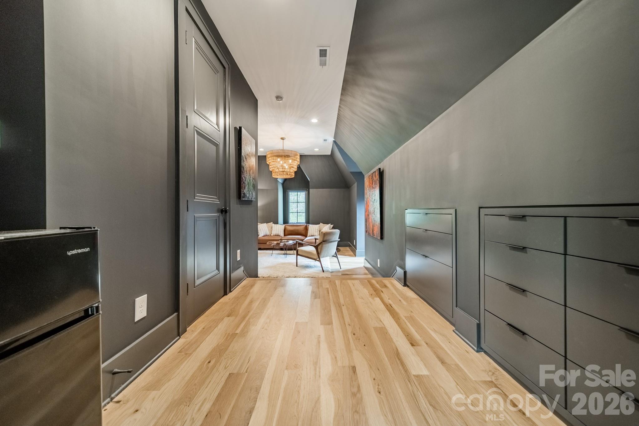 6006 Old Providence Lane Charlotte NC 28226