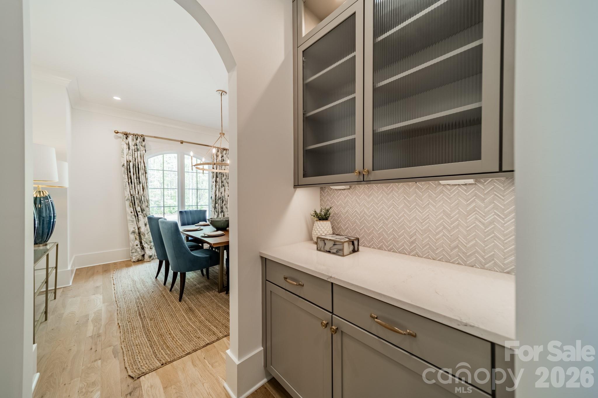 6006 Old Providence Lane Charlotte NC 28226