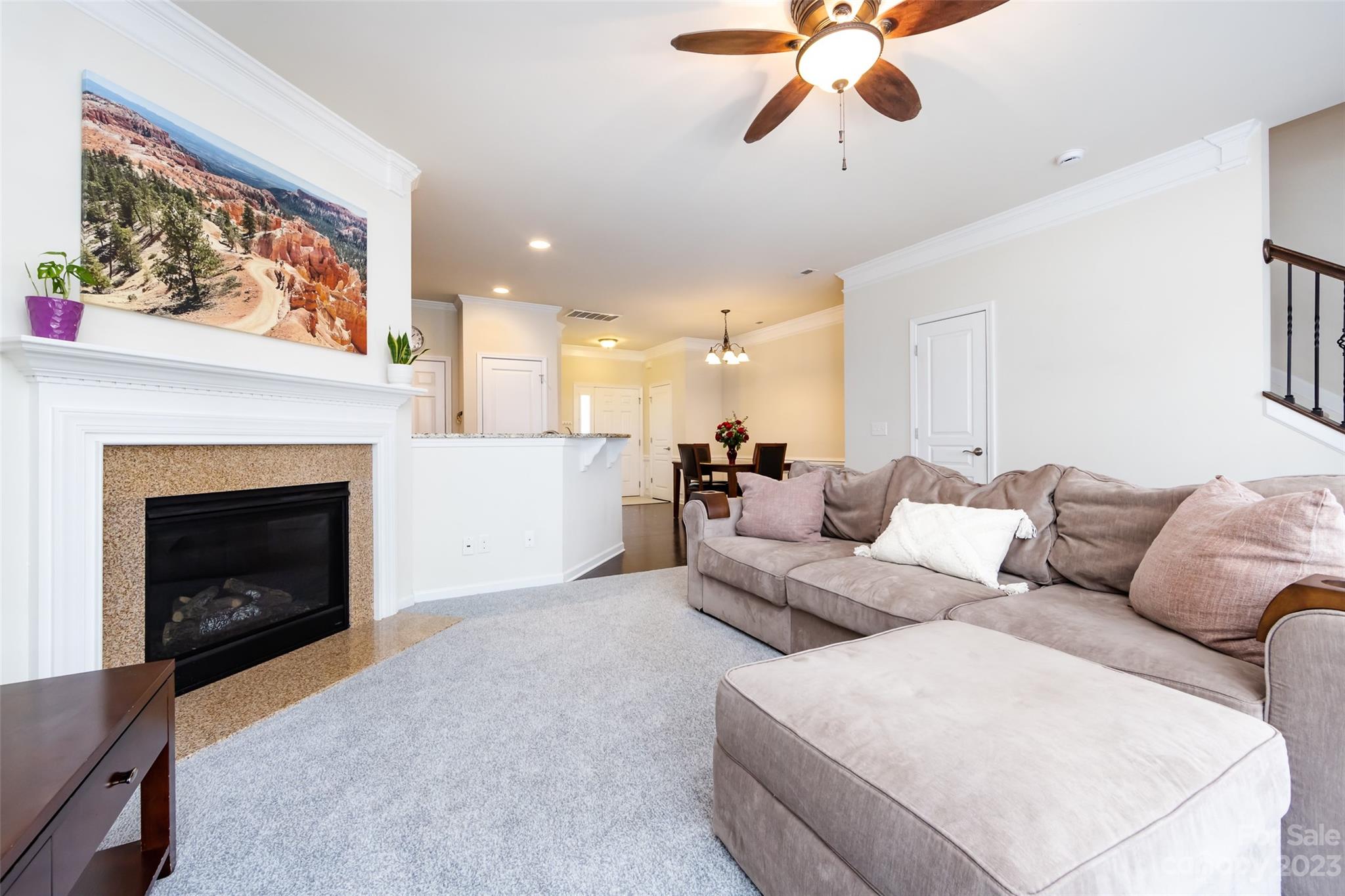 2437 Diplomat Lane Charlotte NC 28210