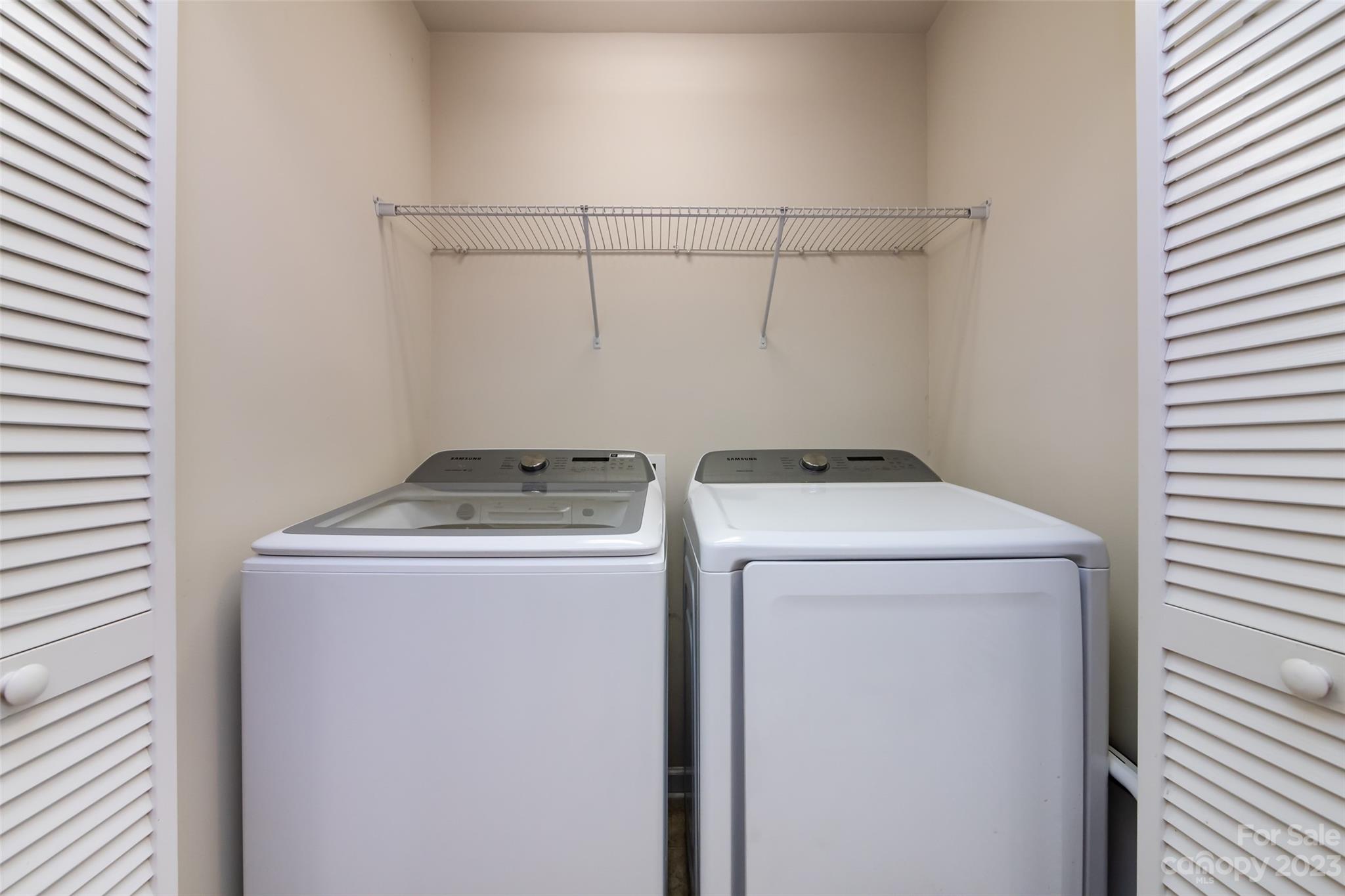 2437 Diplomat Lane Charlotte NC 28210