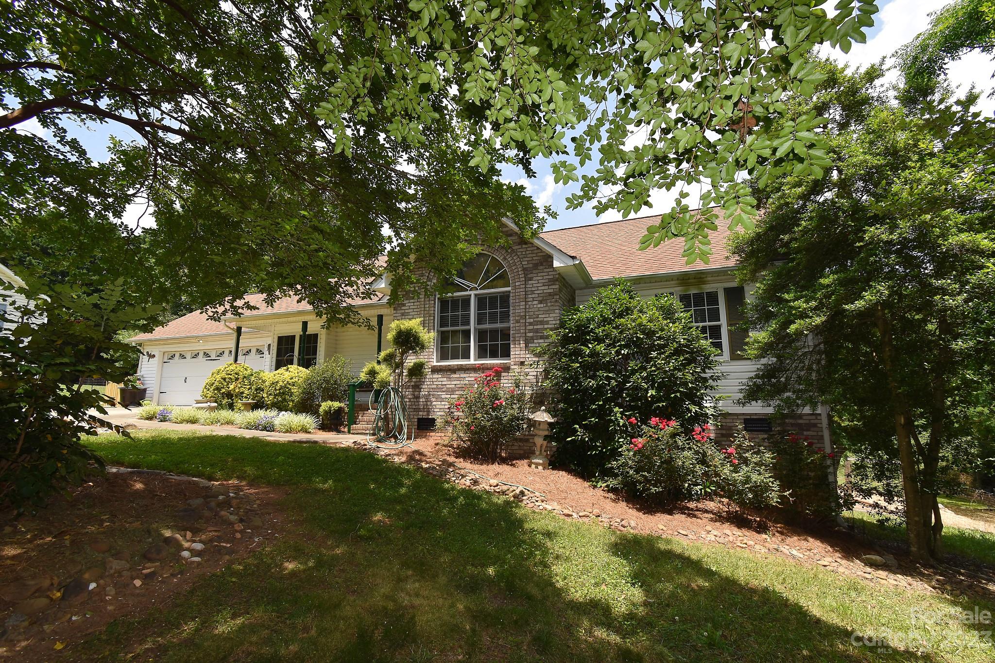 2454 Old Pond Drive Lincolnton NC 28092