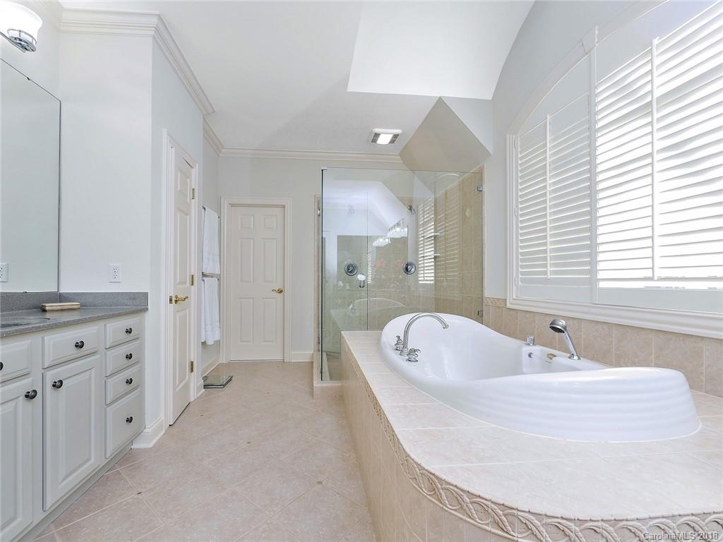 8627 Tullamore Park Circle Charlotte NC 28226