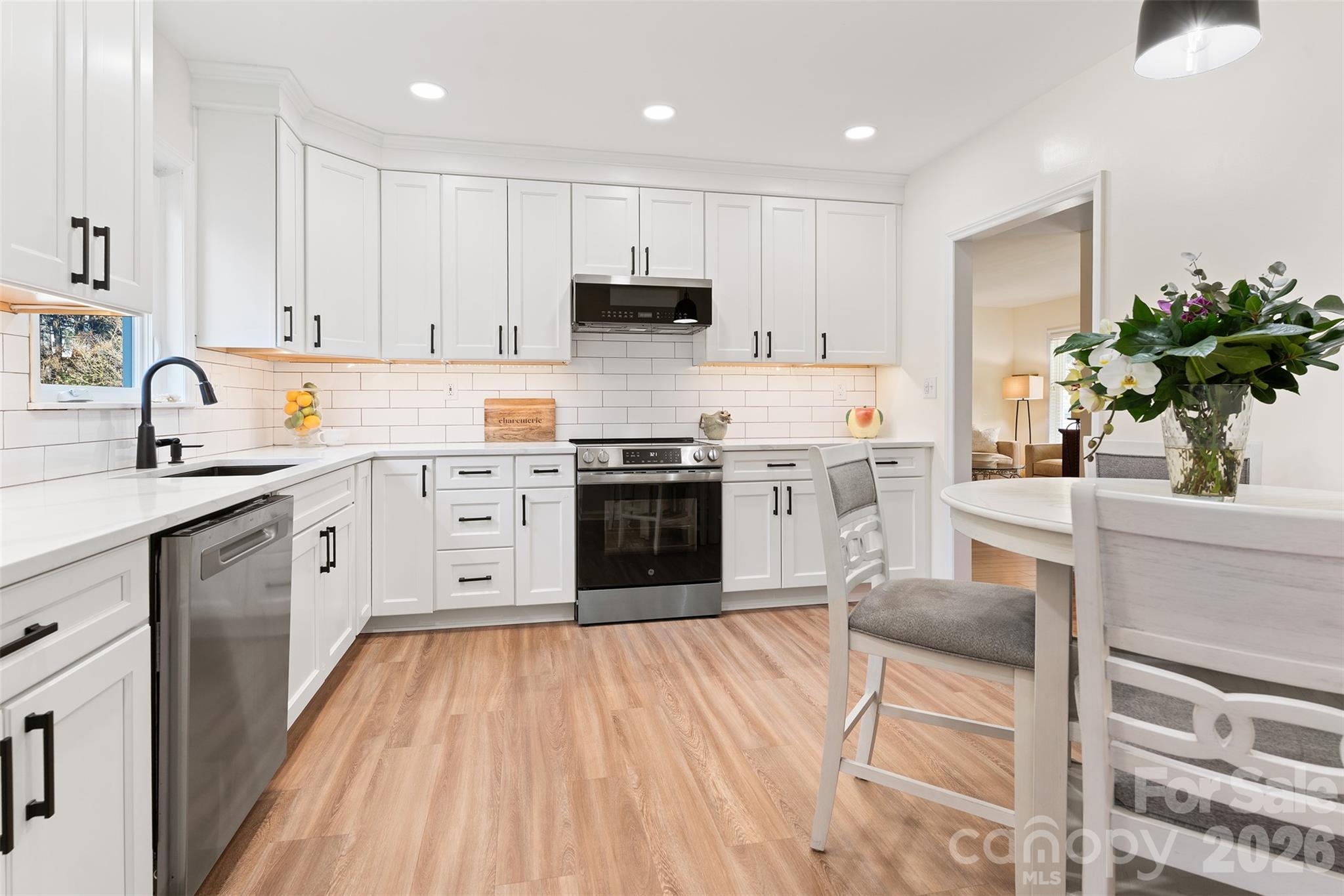 2429 Cassidy Drive Davidson NC 28036