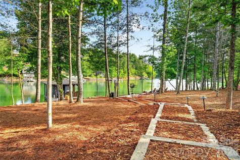 3097 W Moonlight Place Morganton NC 28655