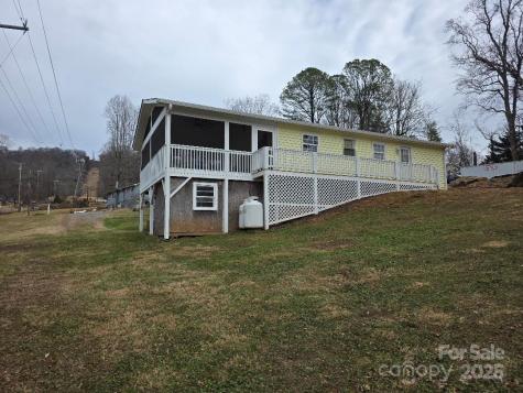 26 Azalea Road Arden NC 28704
