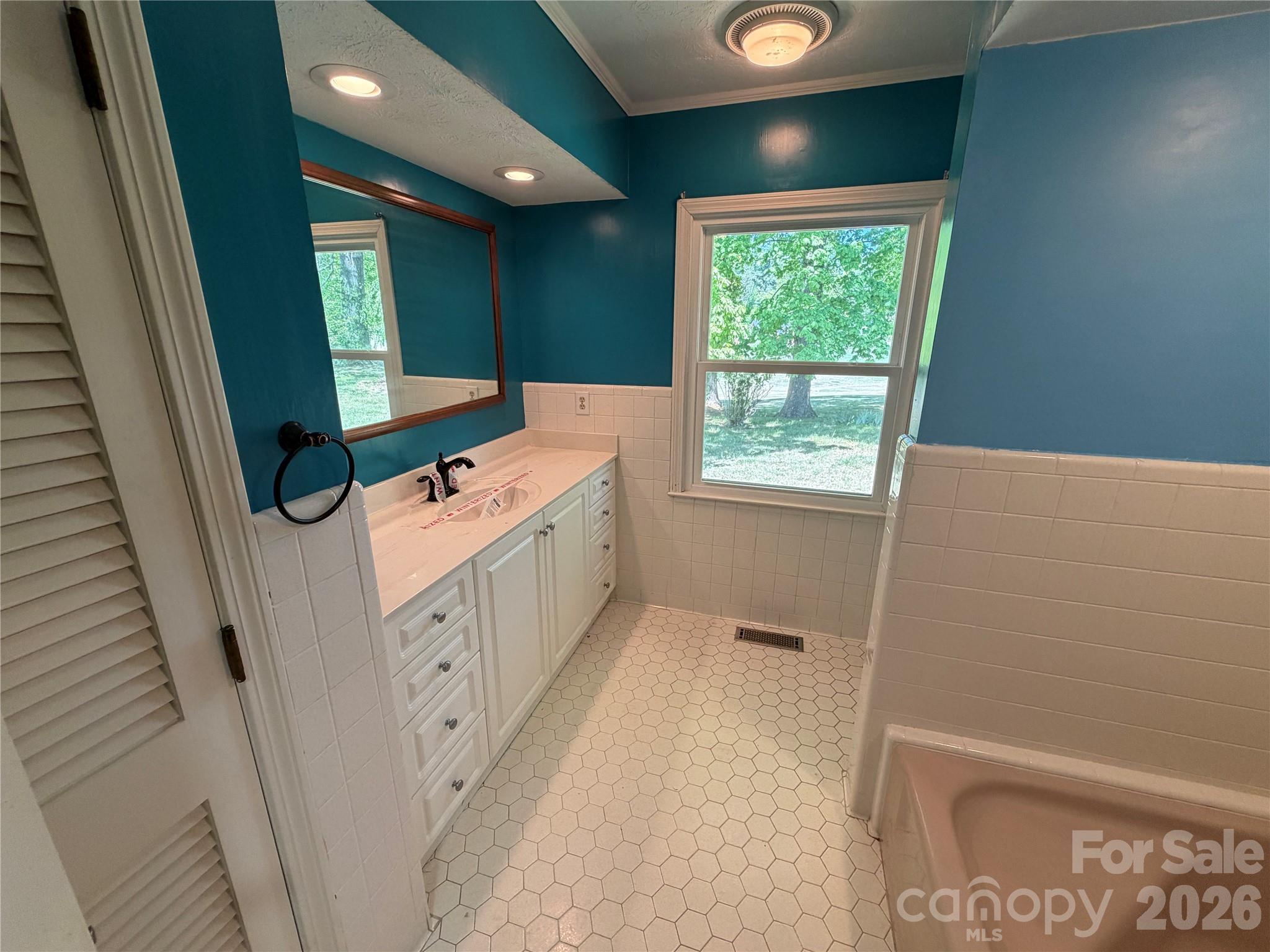2136 Cedar Rock Estates Drive Lenoir NC 28645