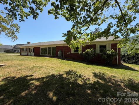 2136 Cedar Rock Estates Drive Lenoir NC 28645