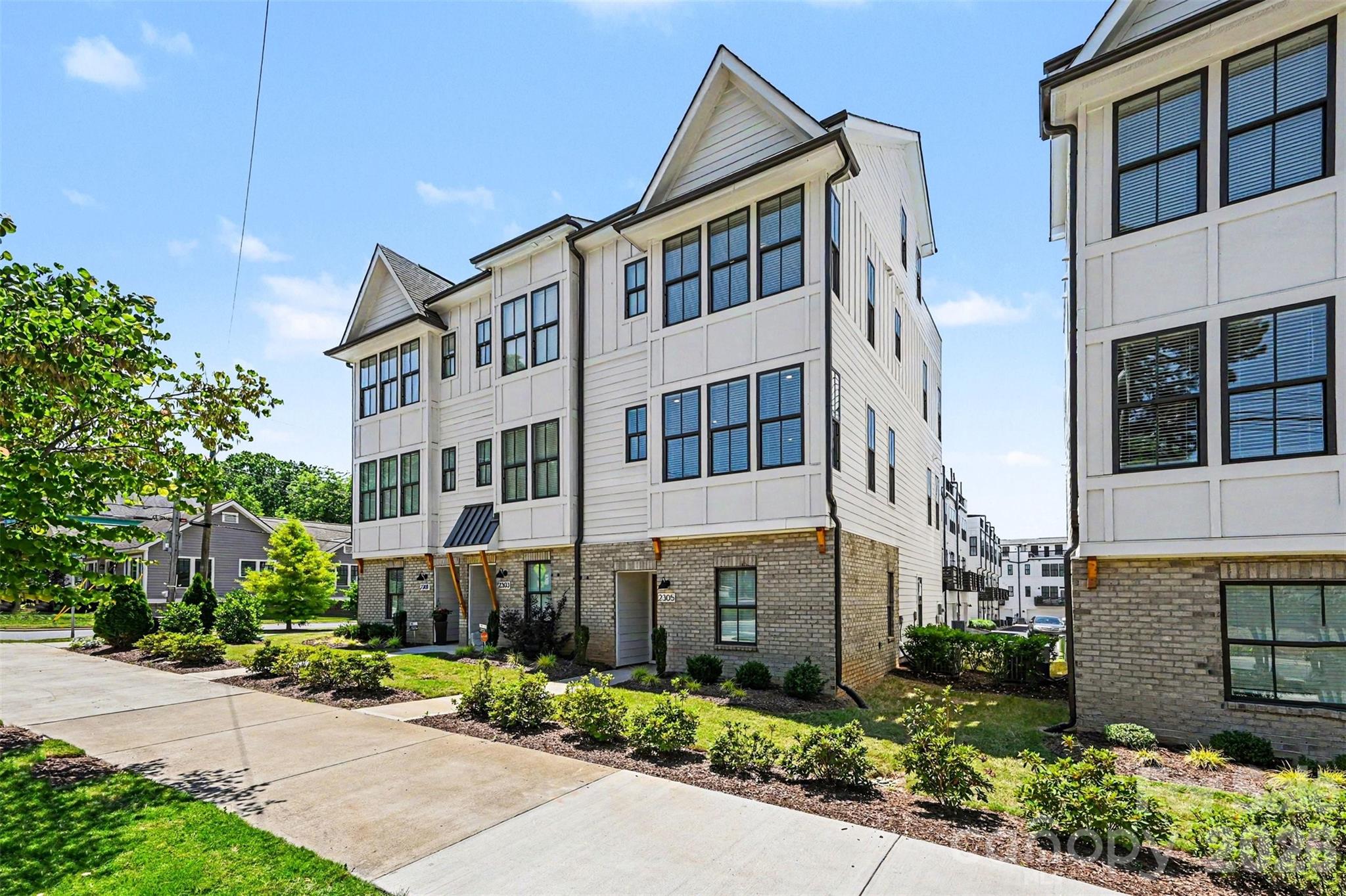 2305 Rozzelles Ferry Road Charlotte NC 28208