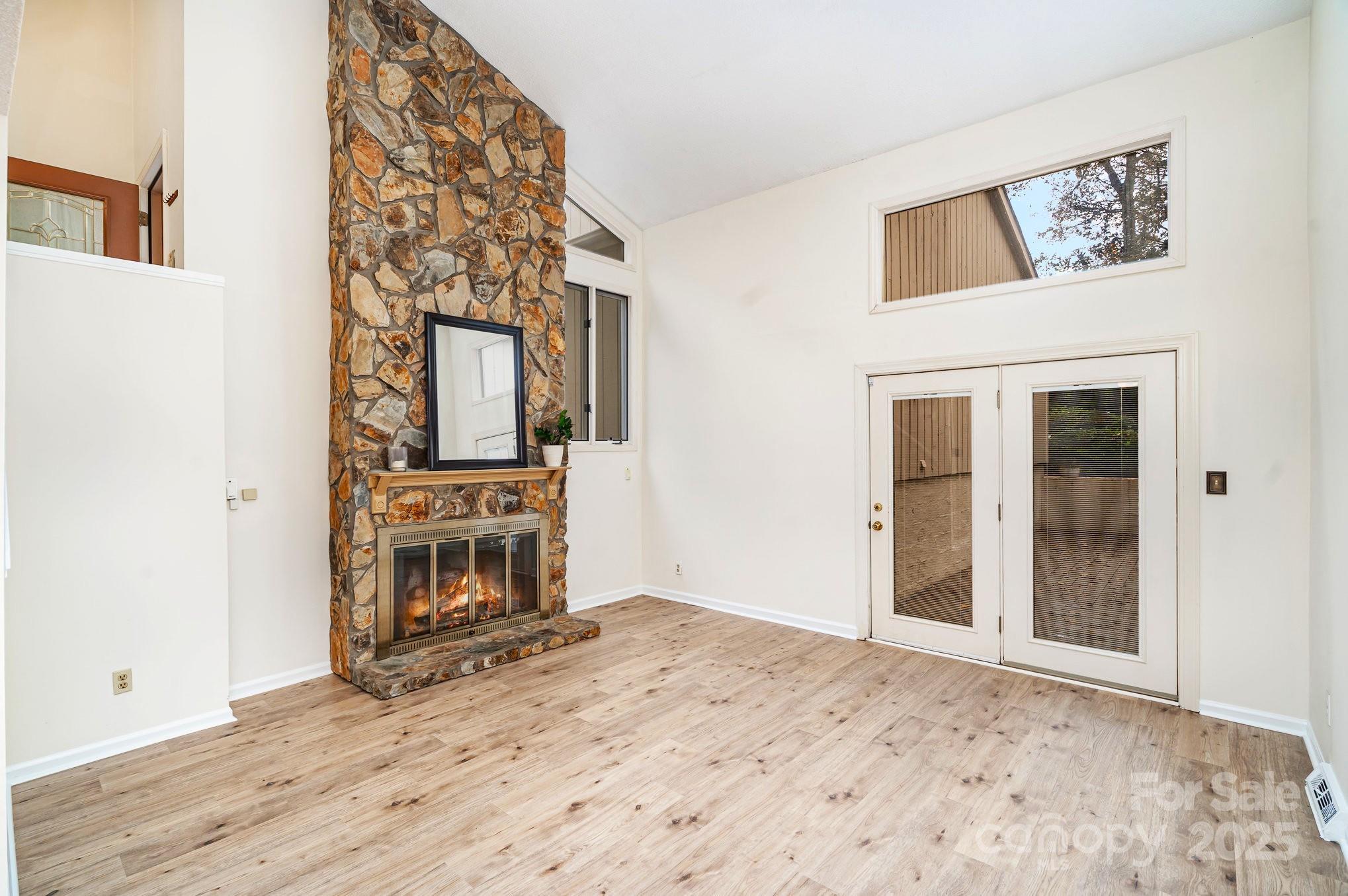 4025 Ivystone Court Charlotte NC 28277