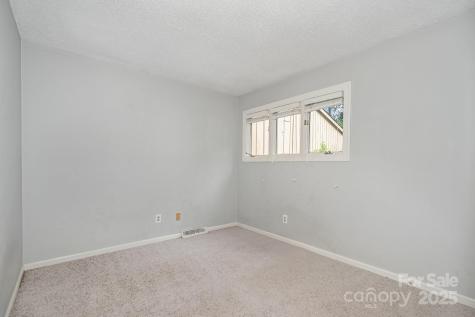 4025 Ivystone Court Charlotte NC 28277