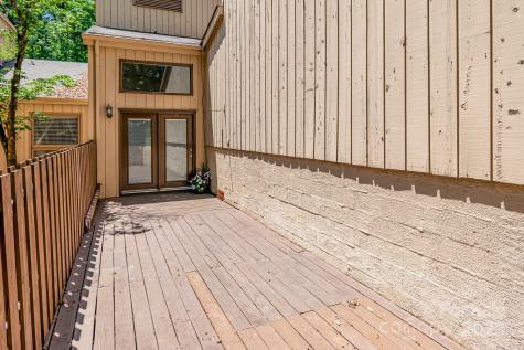 4025 Ivystone Court Charlotte NC 28277